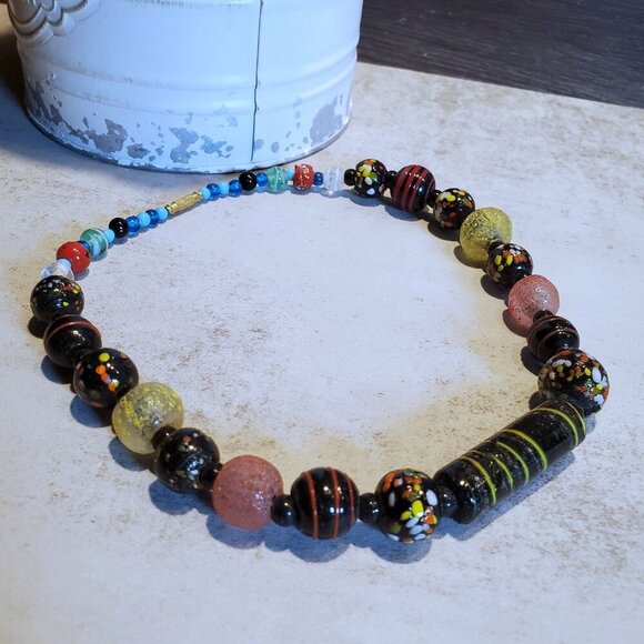 India Artisan Vintage 90s Glass Beads Black Multi Necklace OOAK Style P - Picture 9 of 14